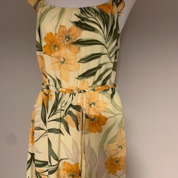 NEW Dress Bare shoulders or not - Picture 12 of 14